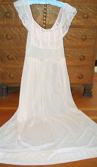 VINTAGE NIGHTGOWN BABY PINK NYLON and LACE